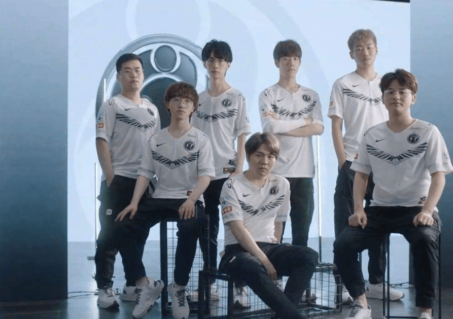 一场比赛中 一场比赛中